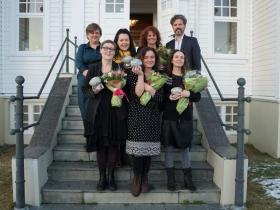 Verðlaunahafar 2019 með borgarstjóra og formanni stjórnar Fjöruverðlaunanna